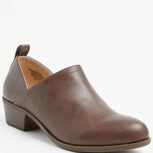 Torrid Brown Slip On Block Heel Shoes Size 7.5W